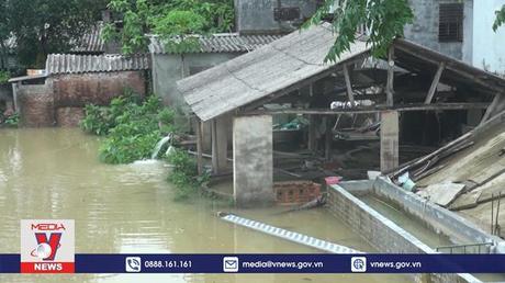 Mưa lớn tại Thanh Hóa khiến nhiều hộ dân bị ngập trong nước lũ