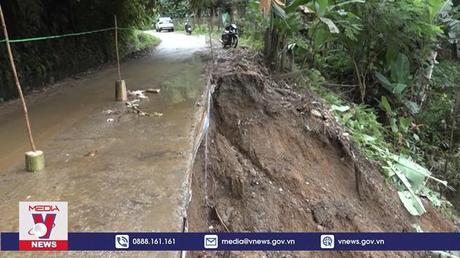 Sạt lở đất tại Cao Bằng làm hư hại 44 ngôi nhà