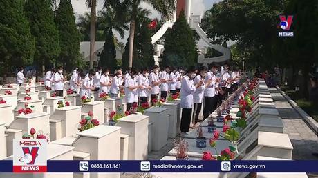 BLL Cựu chiến binh toàn quốc viếng Nghĩa trang Liệt sỹ Quốc gia Vị Xuyên