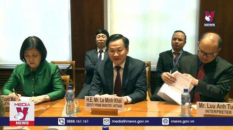 Phó Thủ tướng Lê Minh Khái thăm trụ sở và làm việc với Phó Tổng Giám đốc WTO tại Geneva
