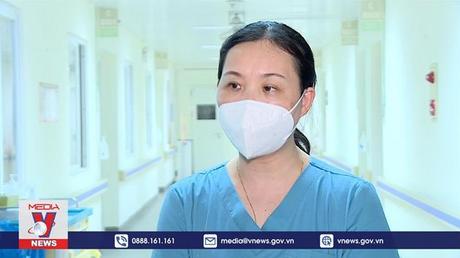 Cán bộ y tế không cần phải mặc đồ bảo hộ kín mít