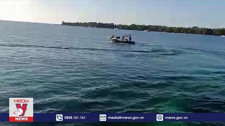 Chìm phà ngoài khơi Indonesia