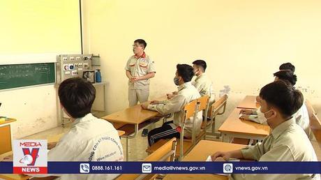 Dịch chuyển lựa chọn ngành nghề gắn với thị trường việc làm