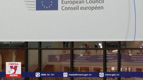 EU nhất trí cắt giảm phần lớn dầu nhập khẩu của Nga