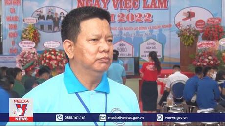 Kon Tum hỗ trợ tối đa cho người lao động tìm việc làm sau dịch