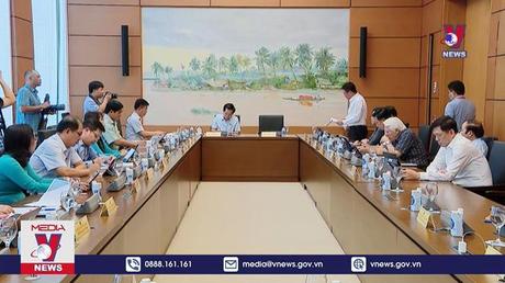 Quốc hội Thảo luận về 2 dự án Luật