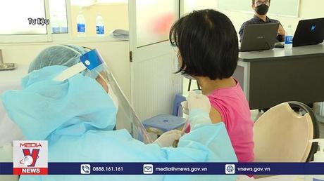 Hơn 5.500 người ở TP.HCM đã tiêm mũi 4 ngừa COVID-19