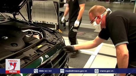 Mercedes-Benz thu hồi gần 1 triệu xe cũ do lỗi phanh