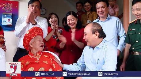 Chủ tịch nước thăm, tặng quà Hội Người cao tuổi Hải Dương