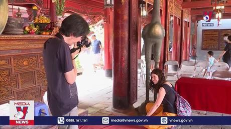 Đề xuất bỏ quy định bảo hiểm COVID-19 với khách quốc tế