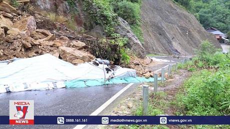 Sạt lở gây ách tắc nhiều ngày trên tỉnh lộ 172, Yên Bái