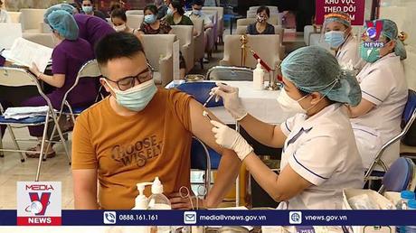 Hà Nội tiêm vaccine phòng COVID-19 mũi 4