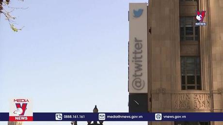 Tỉ phú Elon Musk cảnh báo từ bỏ mua lại Twitter