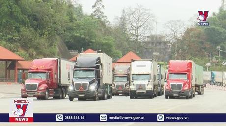 Các cửa khẩu Lạng Sơn lại ách tắc cục bộ