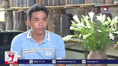 Những người giữ lửa lò gốm Hương Canh