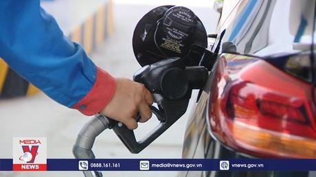 Giảm 8% thuế nhập khẩu xăng khó “hạ nhiệt” giá xăng