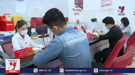 Tỉ lệ an toàn vốn đạt tối thiểu 10%-11%