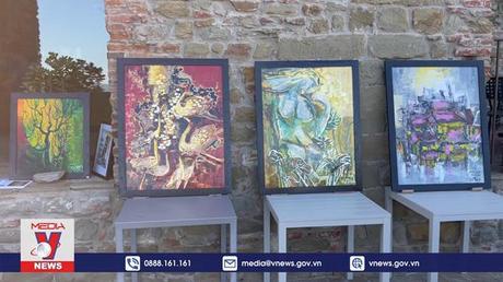 Triển lãm tranh “Ký ức thời thơ ấu” tại Italy