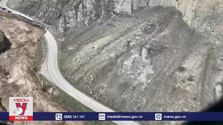 Lũ lụt, hỏa hoạn càn quét miền Tây nước Mỹ