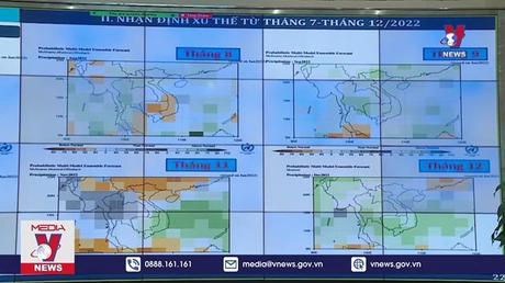 Cuối năm mưa lớn, bão dồn dập