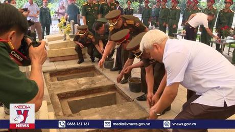 Điện Biên truy điệu và an táng 6 hài cốt liệt sĩ