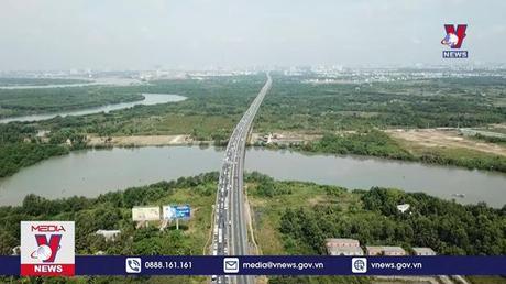 Chiến lược đầu tư trong bối cảnh bình thường mới và thúc đẩy đổi mới sáng tạo