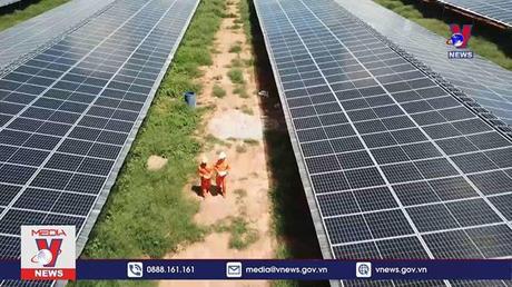 Kiến nghị gỡ khó cho điện mặt trời mái nhà tự dùng