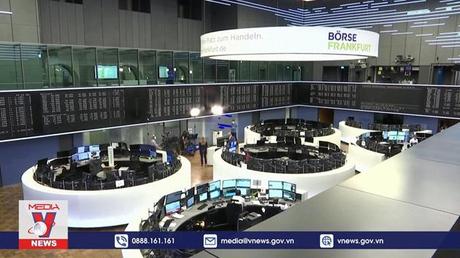 Chứng khoán thế giới biến động trước nguy cơ suy thoái