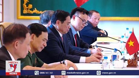 Thủ tướng Phạm Minh Chính gặp Thủ tướng Campuchia