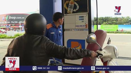 Đề xuất giảm 1,000 đồng/lít thuế môi trường với xăng dầu