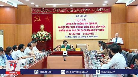 Đổi mới công tác quản lý công chức, viên chức