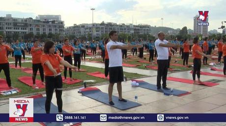 Ngày Quốc tế Yoga lần thứ 8 tại Quảng Ninh 