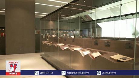 Thư viện “giá sách” khổng lồ