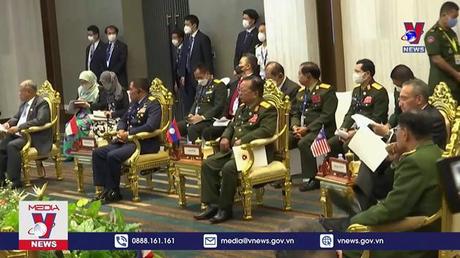 Bộ trưởng Quốc phòng Nhật Bản, ASEAN hội đàm