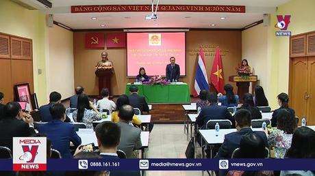 Phó Chủ tịch nước thăm ĐSQ Việt Nam tại Thái Lan 