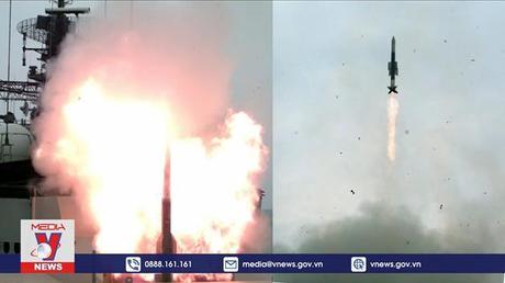 Ấn Độ thử thành công tên lửa đất đối không tầm ngắn