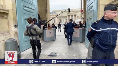 Pháp thúc đẩy nỗ lực thành lập chính phủ mới