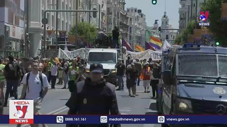 Biểu tình ở Madrid phản đối Hội nghị thượng đỉnh NATO