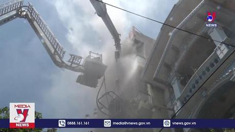 Hà Nam giải cứu 5 người mắc kẹt trong đám cháy 