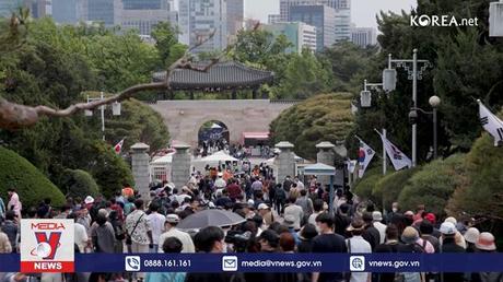 Hàn Quốc tổ chức chương trình tham quan Nhà Xanh vào ban đêm