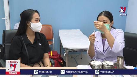 Hơn 800 nhân viên y tế Hà Nội nghỉ việc, chuyển công tác