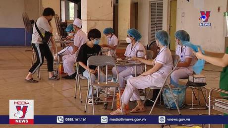 Ký cam kết vaccine là cần thiết 