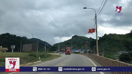 Xử lý xe quá khổ vẫn “trên nóng, dưới lạnh”