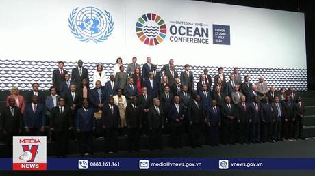 LHQ cảnh báo tình trạng khẩn cấp với các đại dương