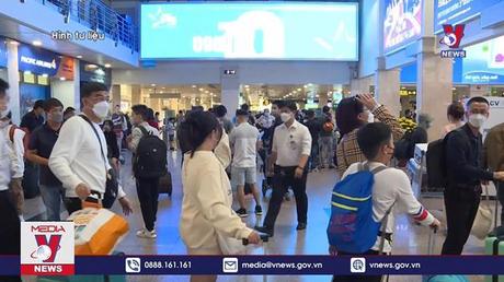 Yêu cầu giám sát các hãng bay để hạn chế chậm chuyến, hủy chuyến