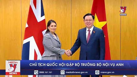 Chủ tịch Quốc hội gặp Bộ trưởng Bộ Nội vụ Anh
