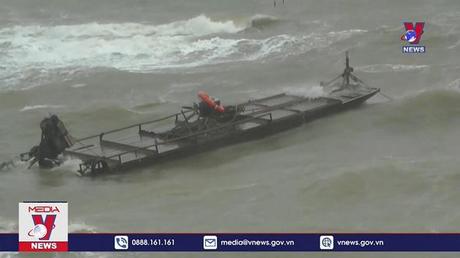 Bão Chaba đổ bộ vào Trung Quốc