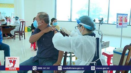 Đẩy nhanh tiêm vaccine phòng COVID-19 mũi 3, mũi 4