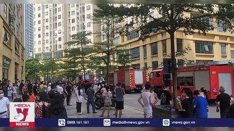 Cháy căn hộ chung cư tại Lĩnh Nam