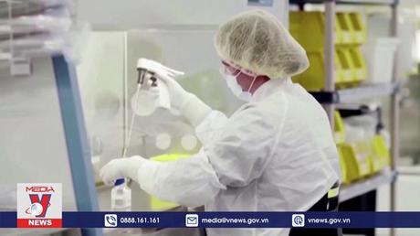 Chạy đua tạo vaccine chống biến thể BA.4, BA.5